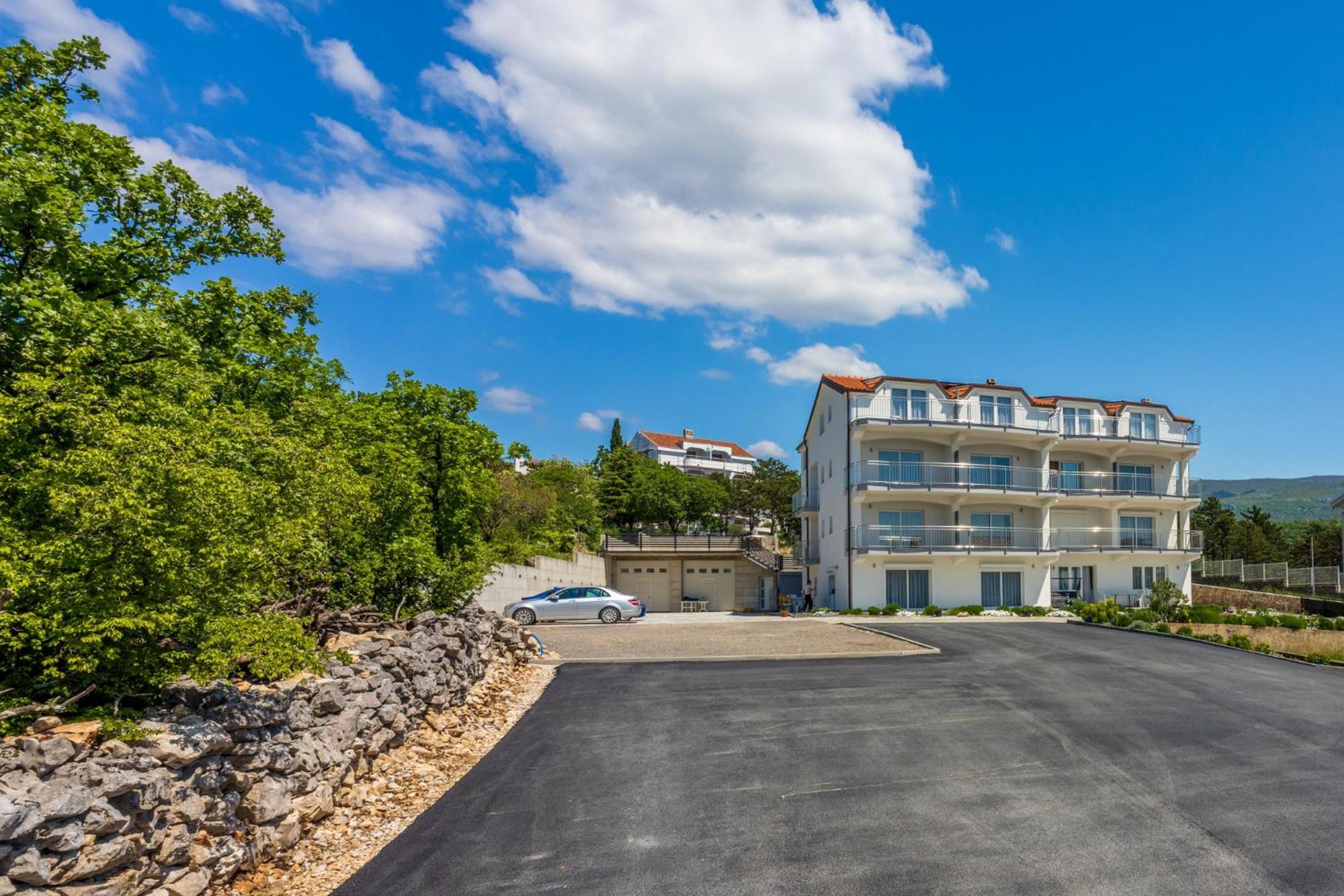 Apartments Sunshine E Crikvenica Exterior photo